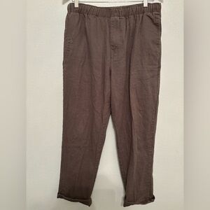 Your neighbors linen blend capri pants S